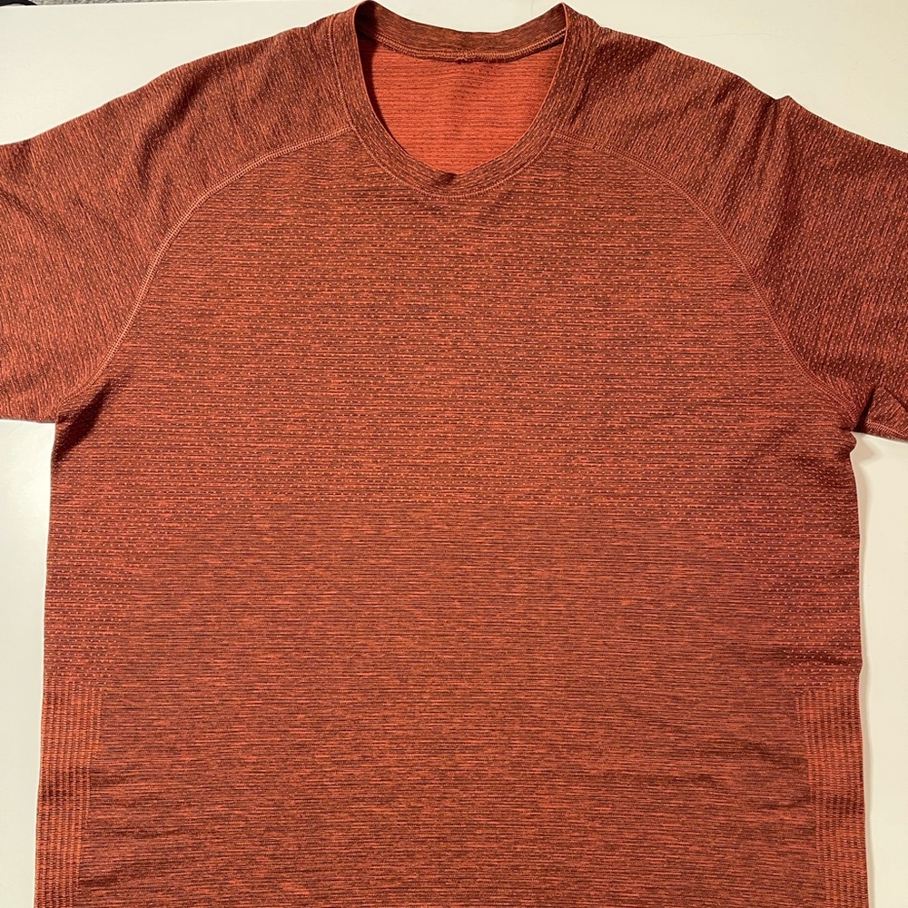 Lululemon Metal Vent Tech Shirt Large